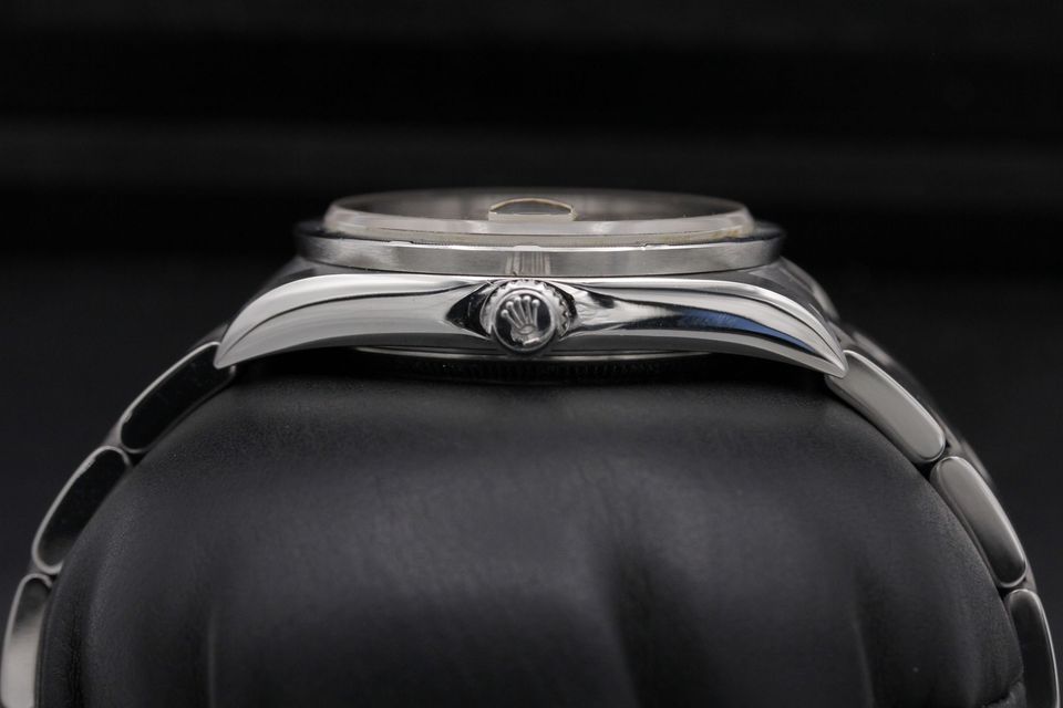 Rolex Oyster Perpetual Date 15210 Image 3